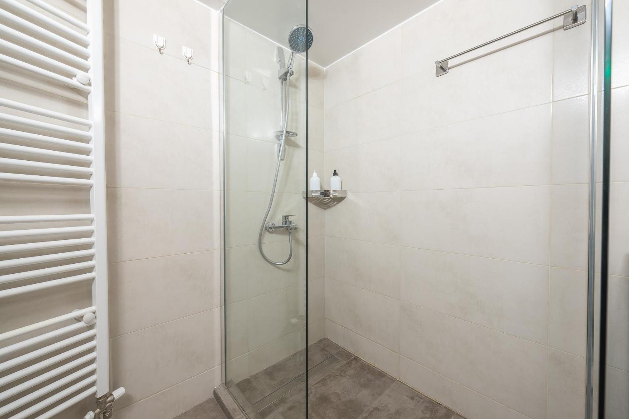 Stylish 2Bdr Apt By Acropolis Atena Exterior foto